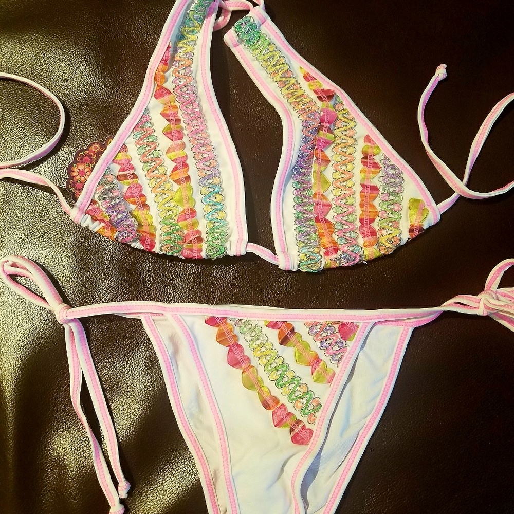 Bikini set - Picture 3 of 3